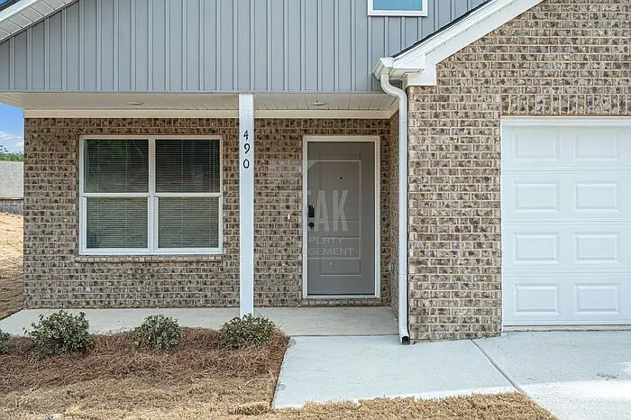 490 Woodland Cir — Photo 5