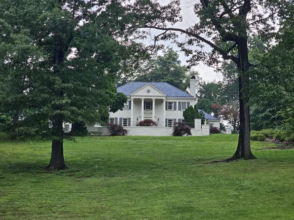 1640 Hillcrest Rd, Chattanooga, TN 37405