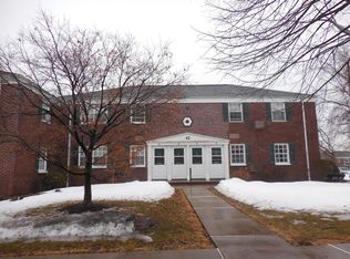 42B W Roselle Ave, Roselle Park, NJ 07204