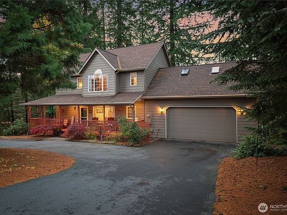 2nd image of 130 Mosswood Lane