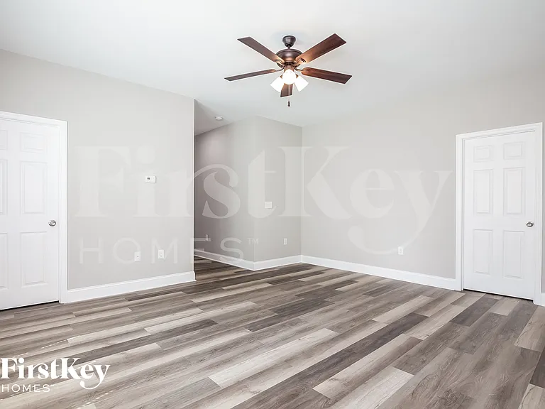 5055 Tuckaseegee Rd — Photo 8