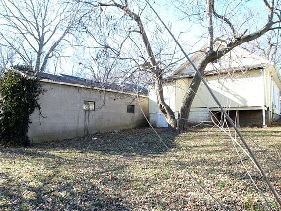 5th image of 109 S Willow Ave