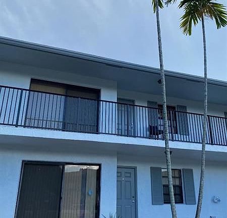 2nd image of 1400 NW 45th St