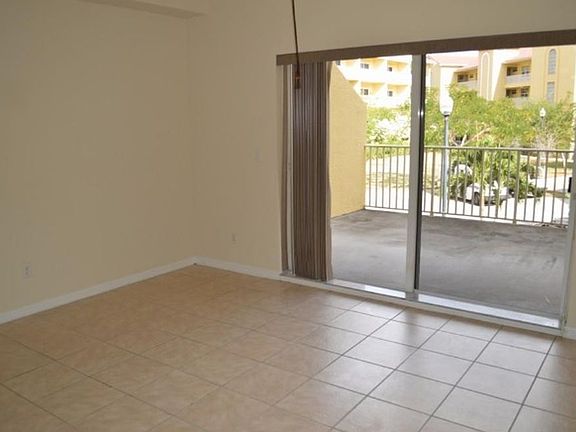 3rd image of 4385 Cortina Cir APT 128