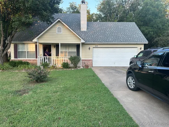 (undisclosed Address), Coweta, OK 74429