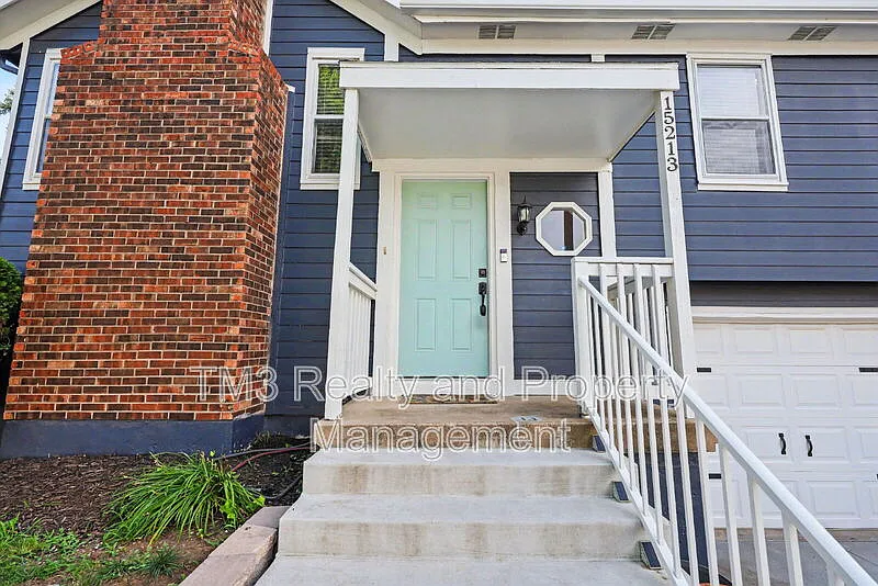 3 bed, 3.0 bath, 1454 sqft, $2,400 — Photo 4