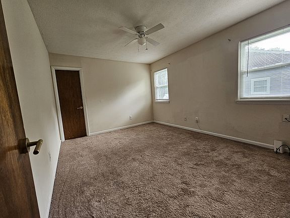 3rd image of 2501 Washington Street Ext #2501