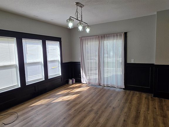 5th image of 304 N Harrison St