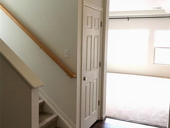 5th image of 4565 Walden Ct