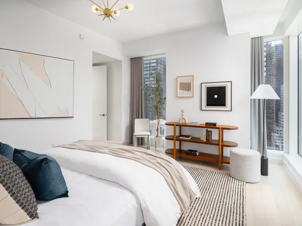 138 East 50th Street image 6 of 23