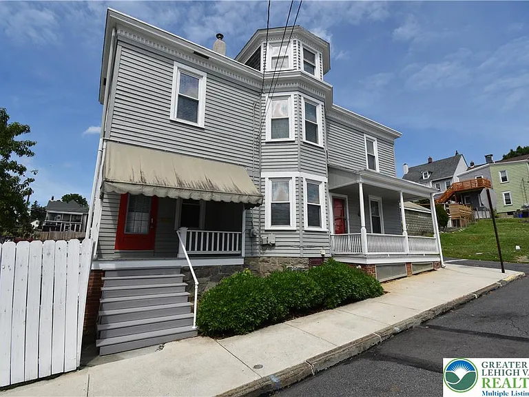 204 N 9th St — Photo 3