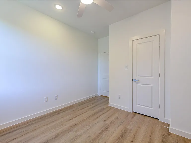 7120 Eastwood St #A — Photo 14