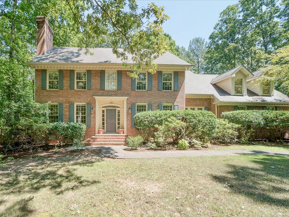 1st image of 100 Huntington Dr
