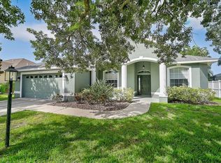 10647 Old Grove Cir, Bradenton, FL 34212