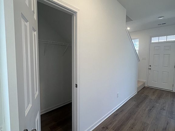 5th image of 2900 Suzanne Landon Dr #E5