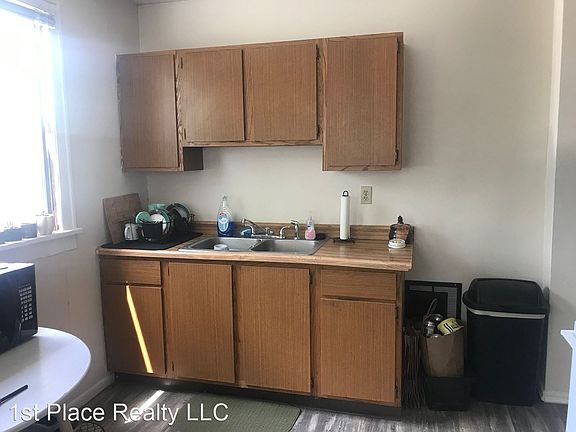 5th image of 2435 Medary Ave