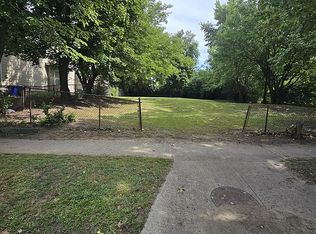 E 83 St, Cleveland, OH 44103