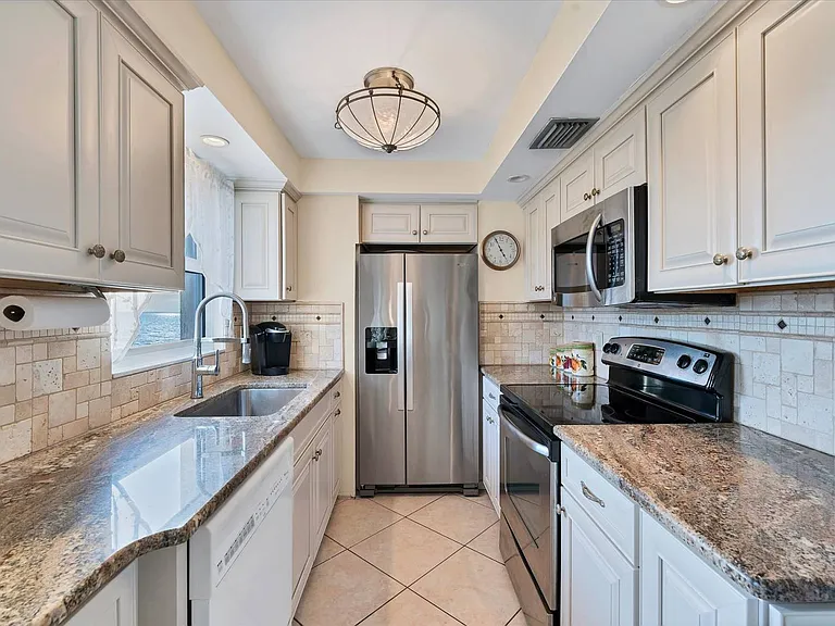 1255 Tarpon Center Dr #515 — Photo 25