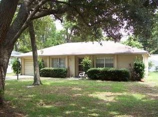 2712 Oak Lynn St, Eustis, FL 32726