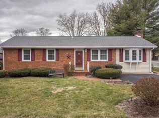 1500 Stuart St, Waynesboro, VA 22980