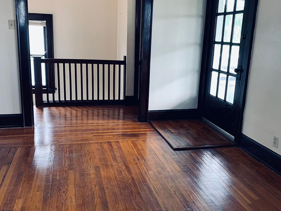 1st image of 4410 Verne Ave Unit 2