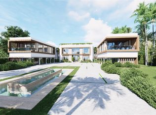 16825 Berkshire Ct, Southwest Ranches, FL 33331