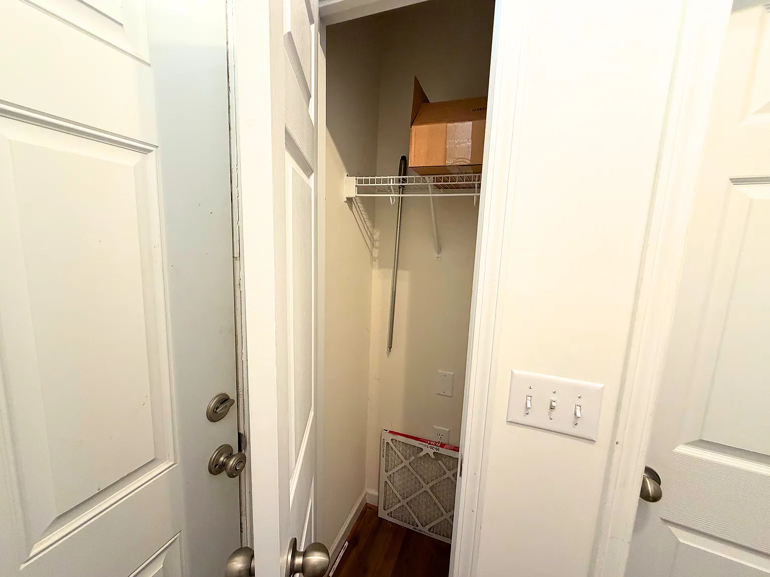3 bed, 2.5 bath, 1505 sqft, $1,850 — Photo 4