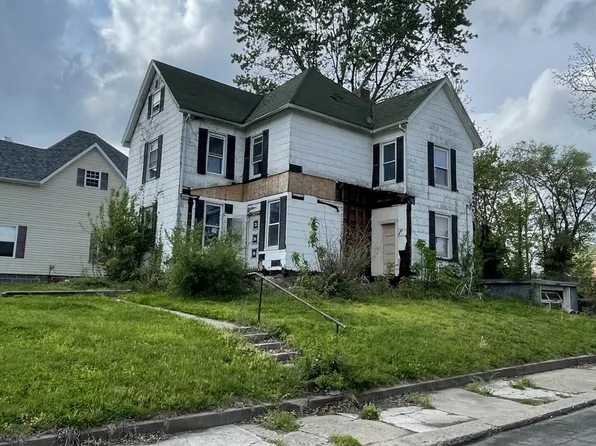 519 Fisk Ave, Moberly, MO 65270