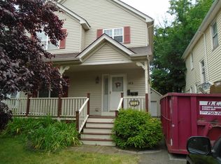 102 Roslyn St, Rochester, NY 14619