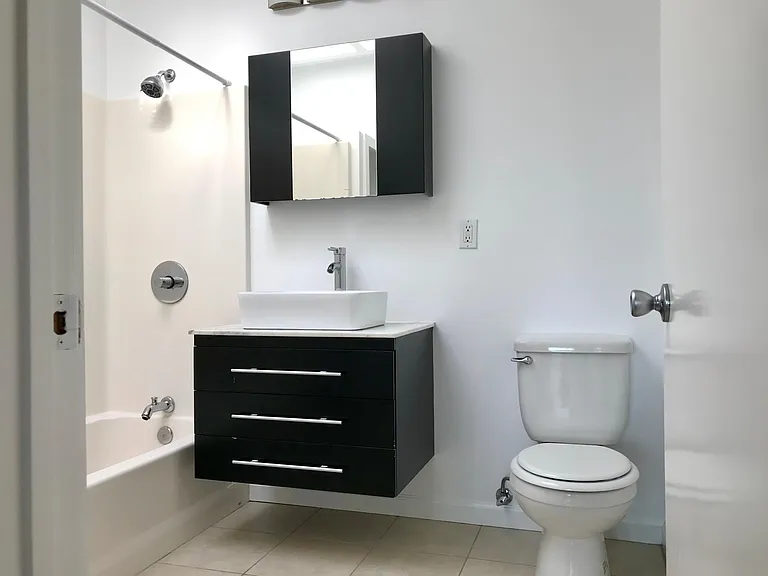 8418 Loyola Blvd — Photo 28