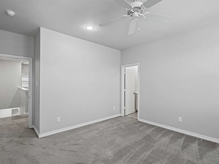 2611 McCart Ave — Photo 24