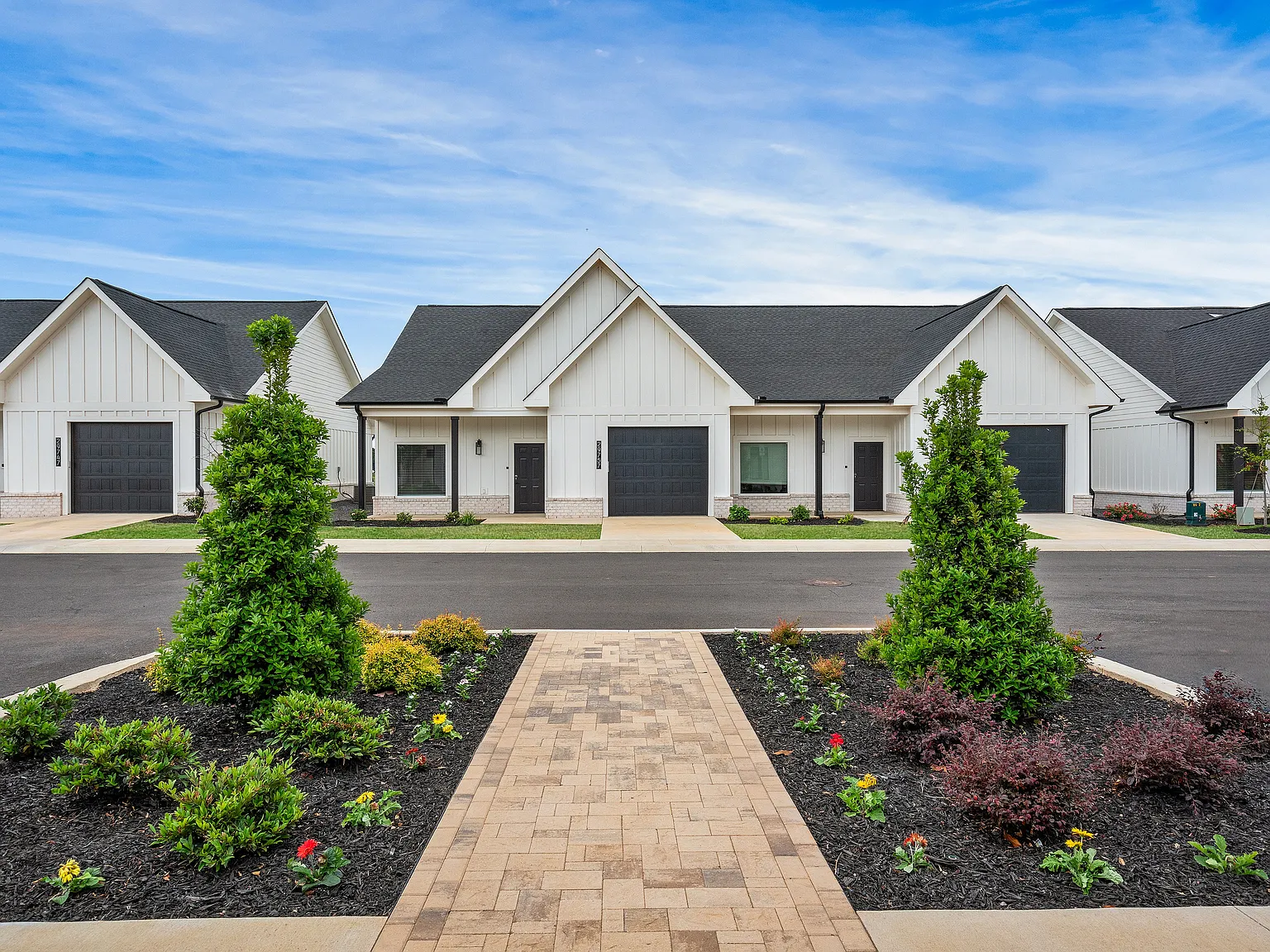 Villas at Capital Twenty — Photo 3