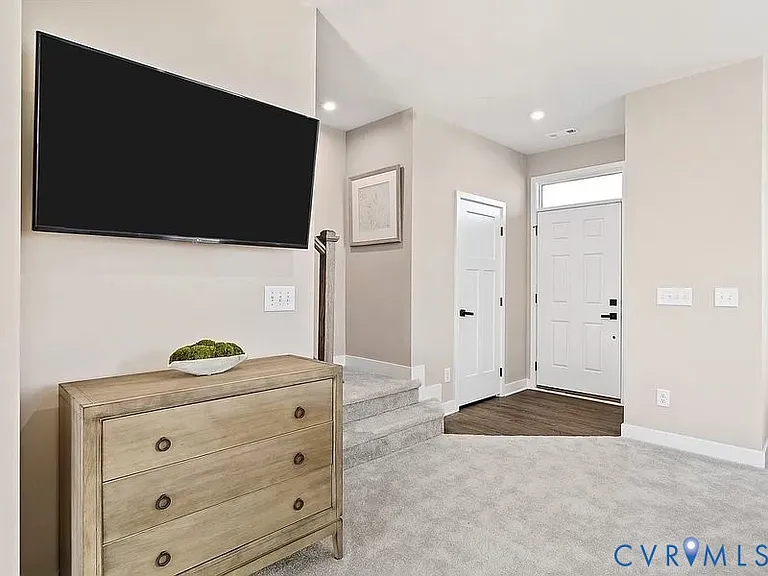 604 Rosedown Ln — Photo 10