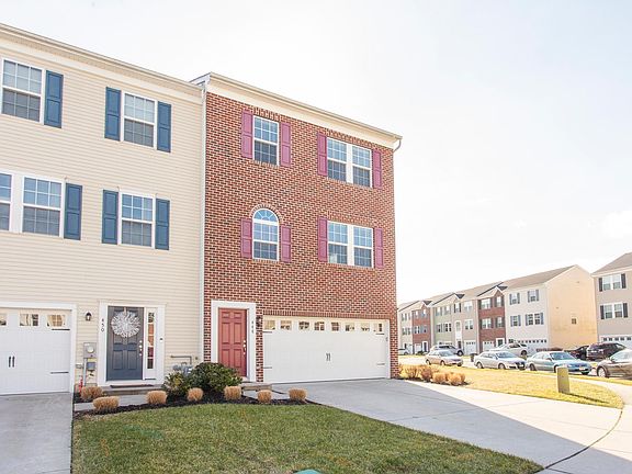 2nd image of 448 Dogwood Dr