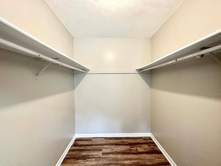 4420 Creek Ford Dr — Photo 15