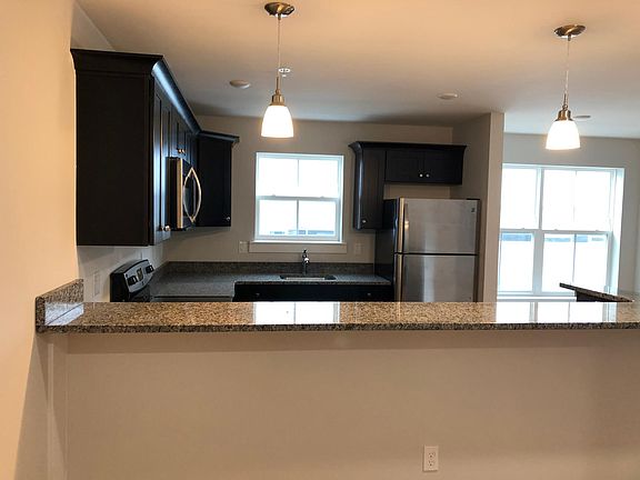 4th image of 142 Sussex Ave #308