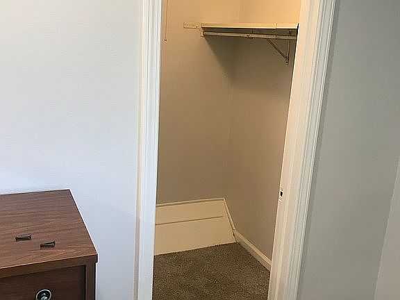 5th image of 637 Appleseed Dr