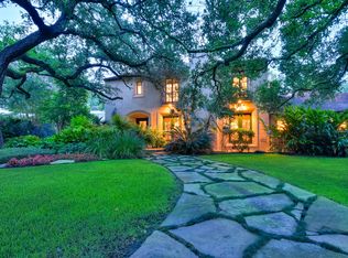 114 Gatewood Ct, Terrell Hills, TX 78209
