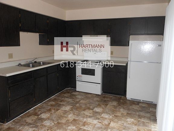 4th image of 1109 Arrowhead Dr APT C