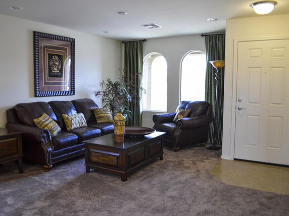 4th image of 1786 W Oviedo Ct