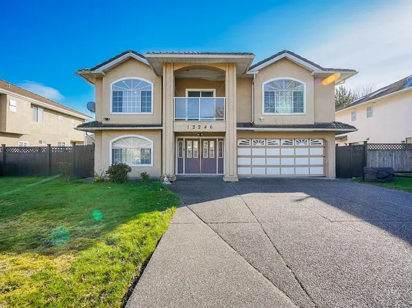 12246 64a Ave, Surrey, BC V3W 3R8