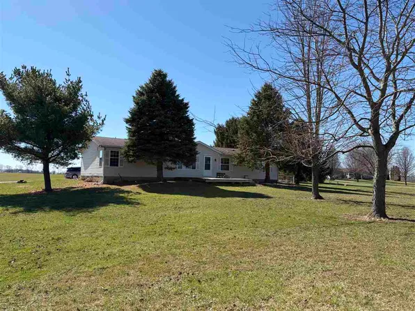 3155 W Randolph County Line Rd, Fountain City, IN 47341