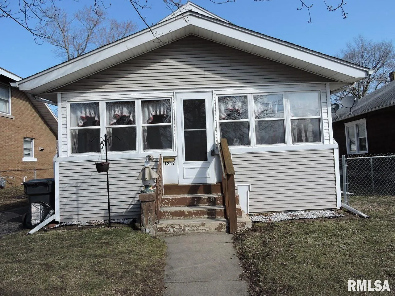 1217 Ann Eliza St photo 1