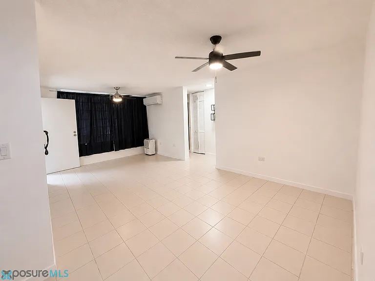 155 Calle Del Parque #A — Photo 2