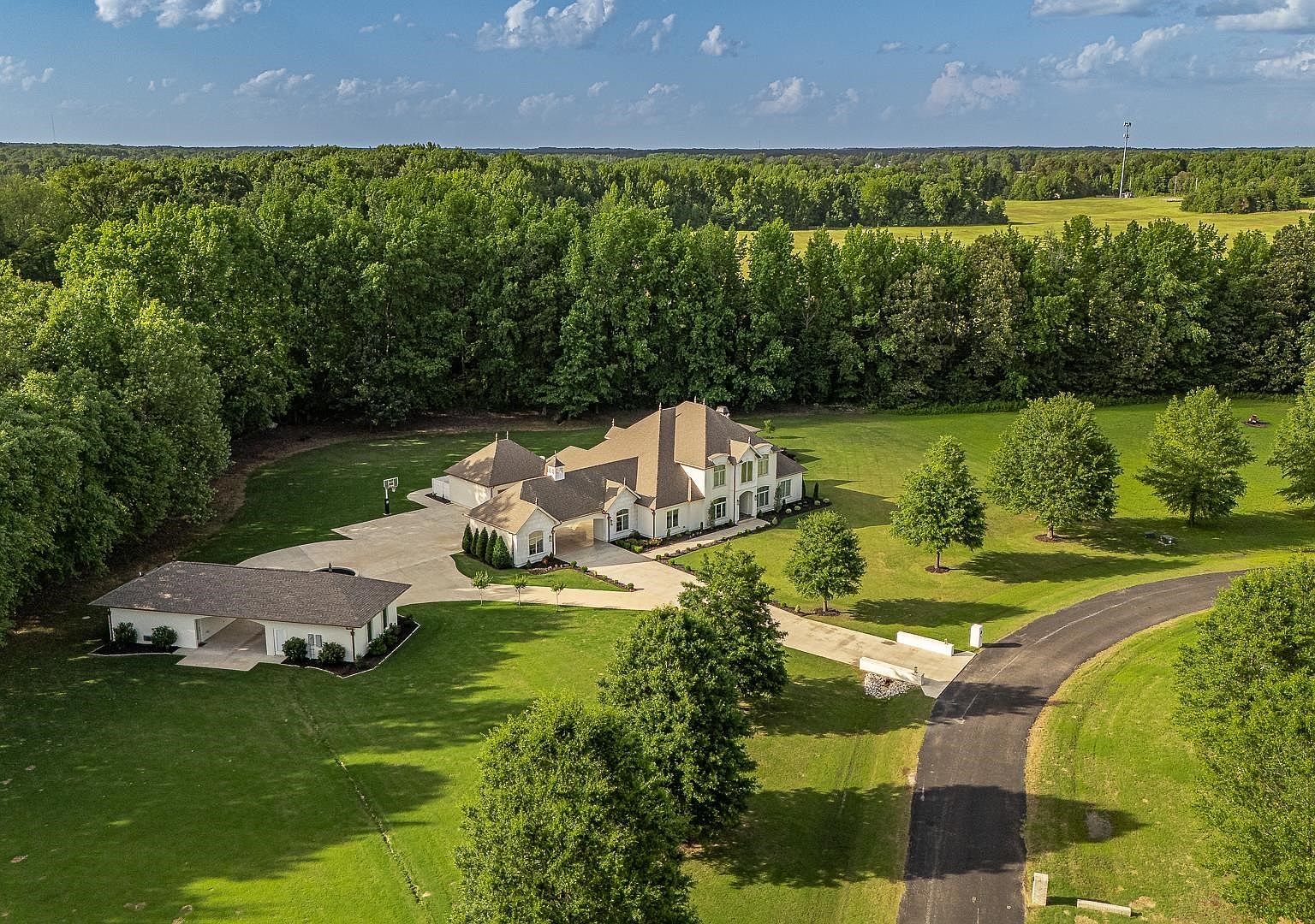 92 County Road 7185, Jonesboro, AR 72405 | MLS #25019935 | Zillow