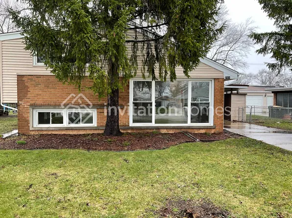 7504 Emerson St, Morton Grove, IL 60053