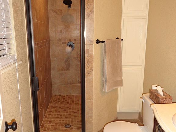 2nd image of 314 E 19th Ave