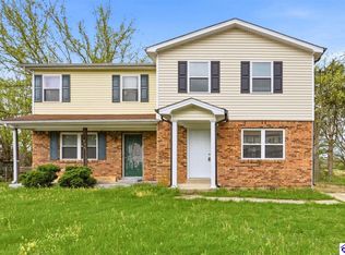 752 Brian Ct, Radcliff, KY 40160