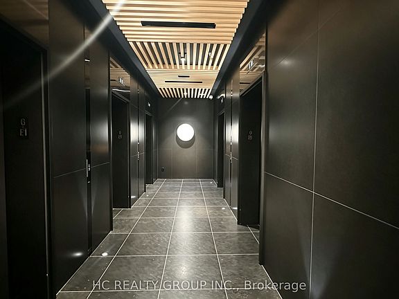 3rd image of 15 Mercer St #2502