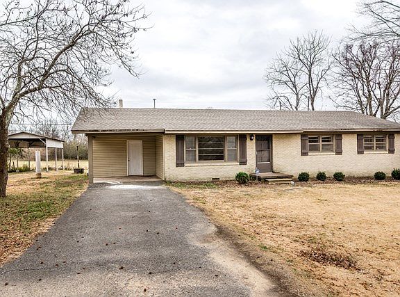2nd image of 230 Underwood Dr